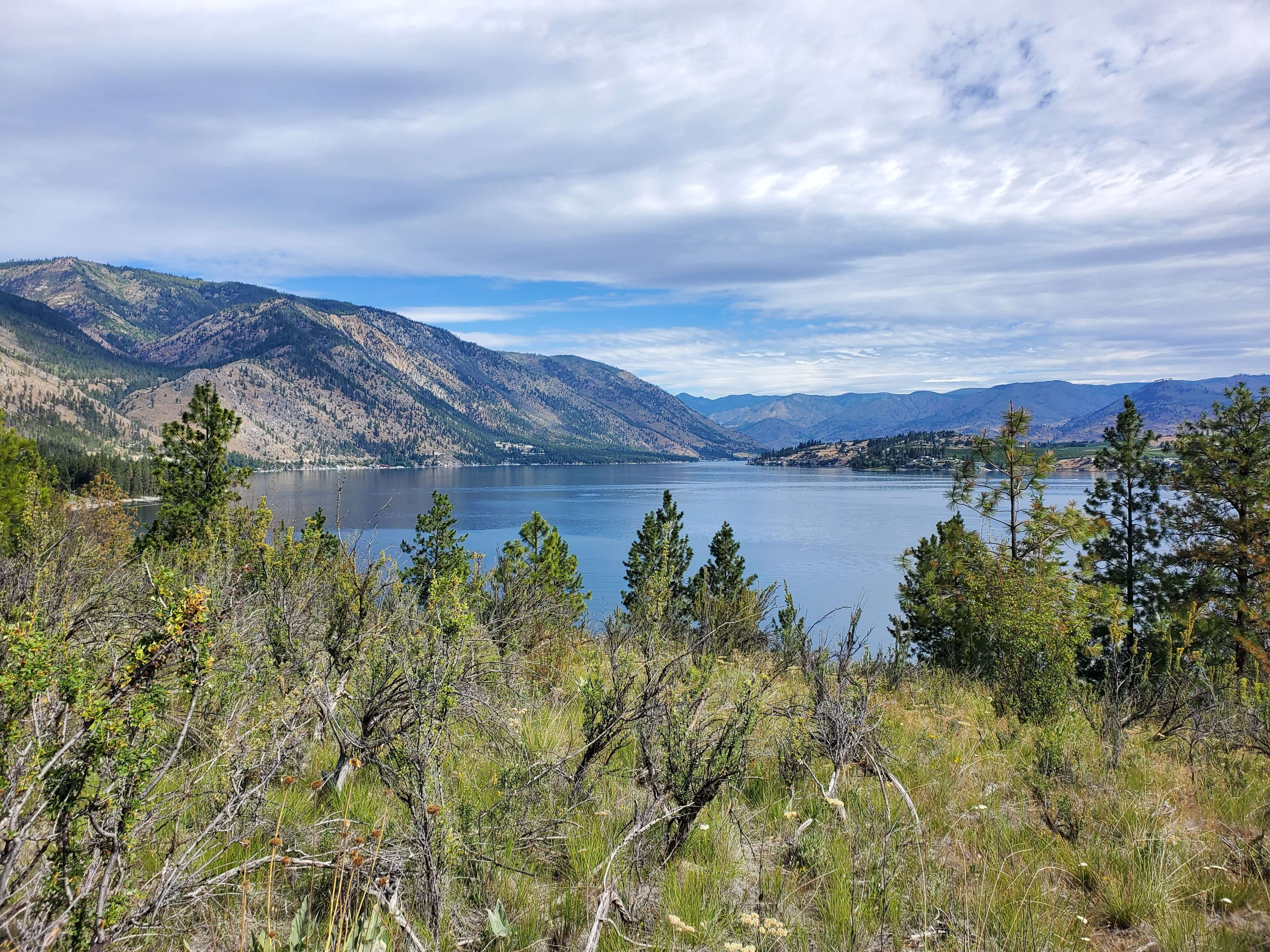 View of Lake Chelan from Little Bear trail in Lake Chelan State Park