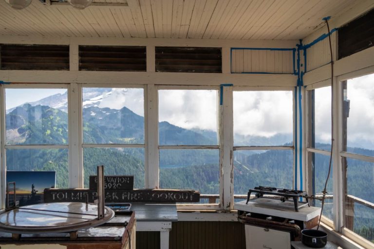 18 Great Fire Lookout Hikes in Washington - Amateur Adventure Journal