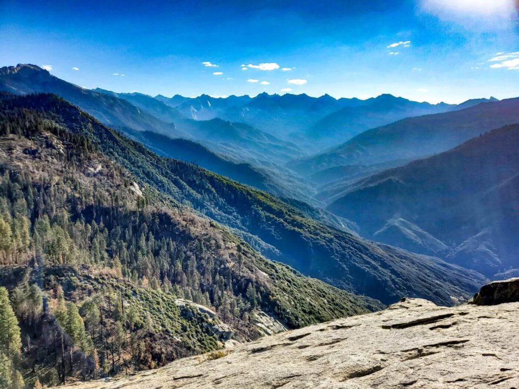 Sierra Nevada Mountains seen from Moro Rock in Sequoia National Park
